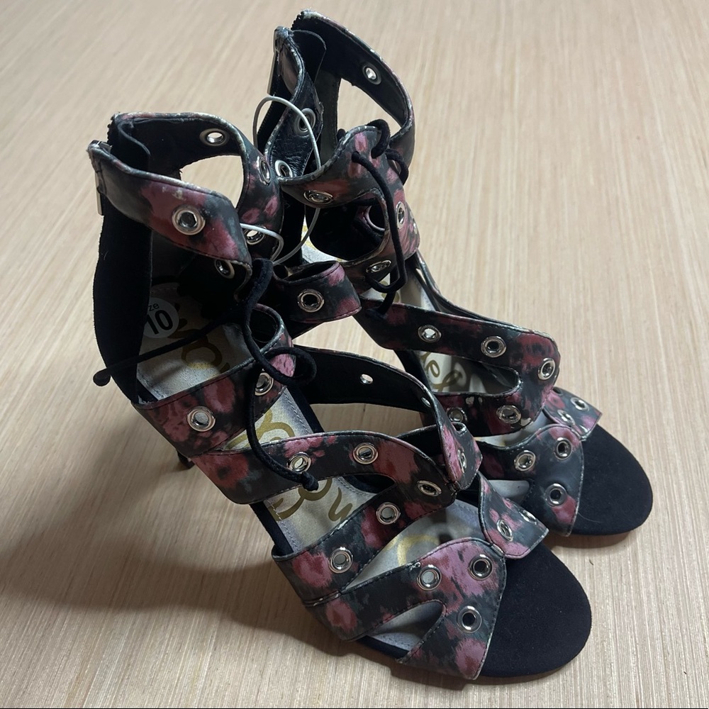 Sam Edelman’s Phoebe￼ Black Rose women’s size 10 heels Lace Pumps